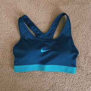 Nike Sports Bra!!